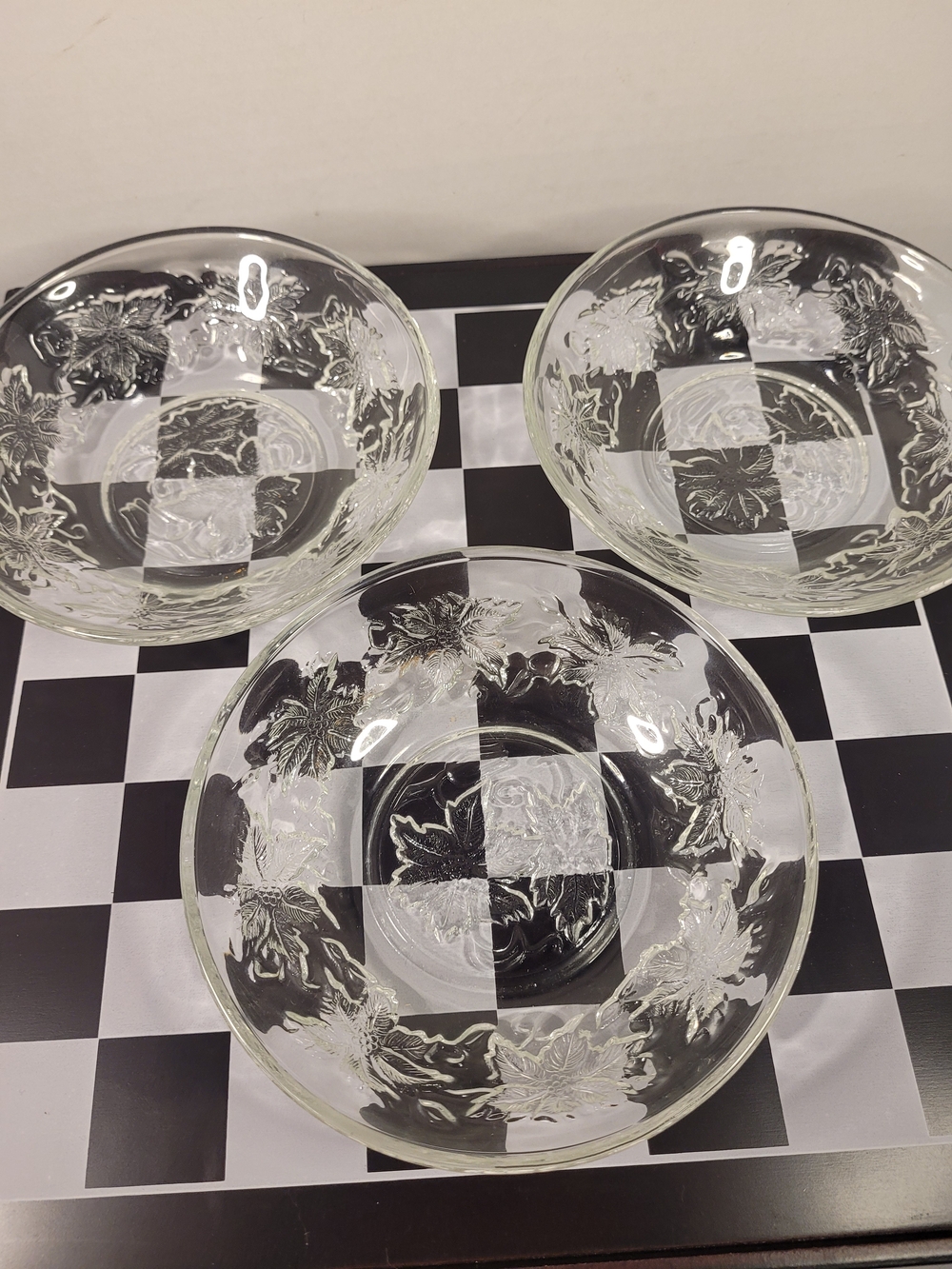 Vintage Princess House Set of 3 Fantasia Poinsettia Berry Dessert Bowls Nice (X)